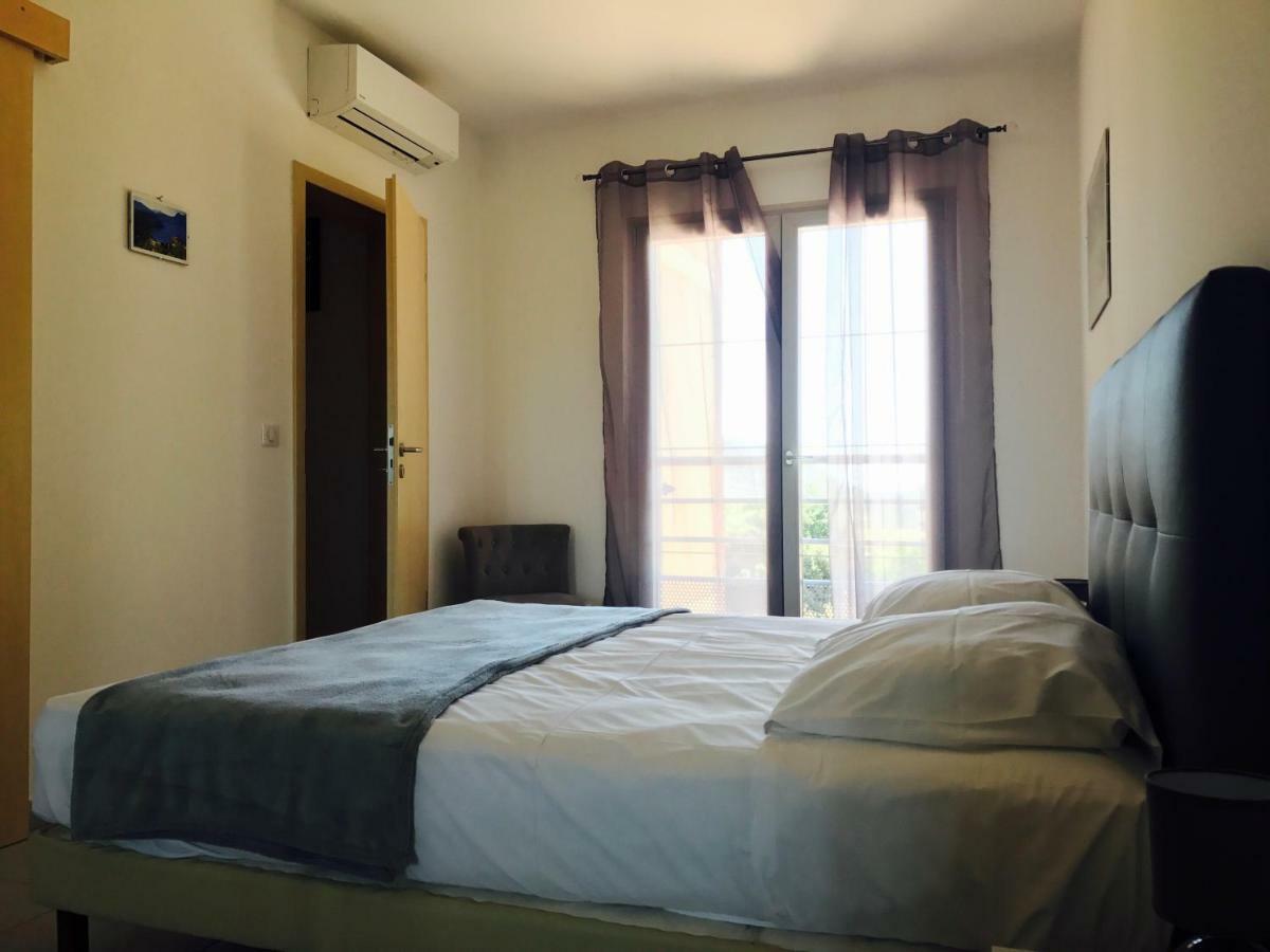 Casale A Figa Bianca Apartment Patrimonio Ngoại thất bức ảnh